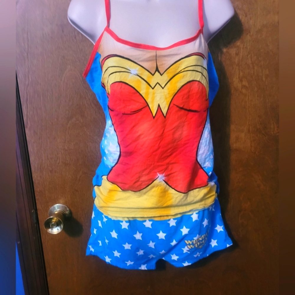 Wonder Woman Sleep Set